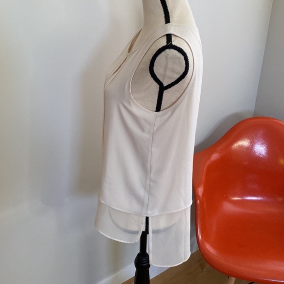 Anthropologie HD in Paris Sleeveless Ivory Blouse.  Double Layered. Like New! - Picture 5 of 11